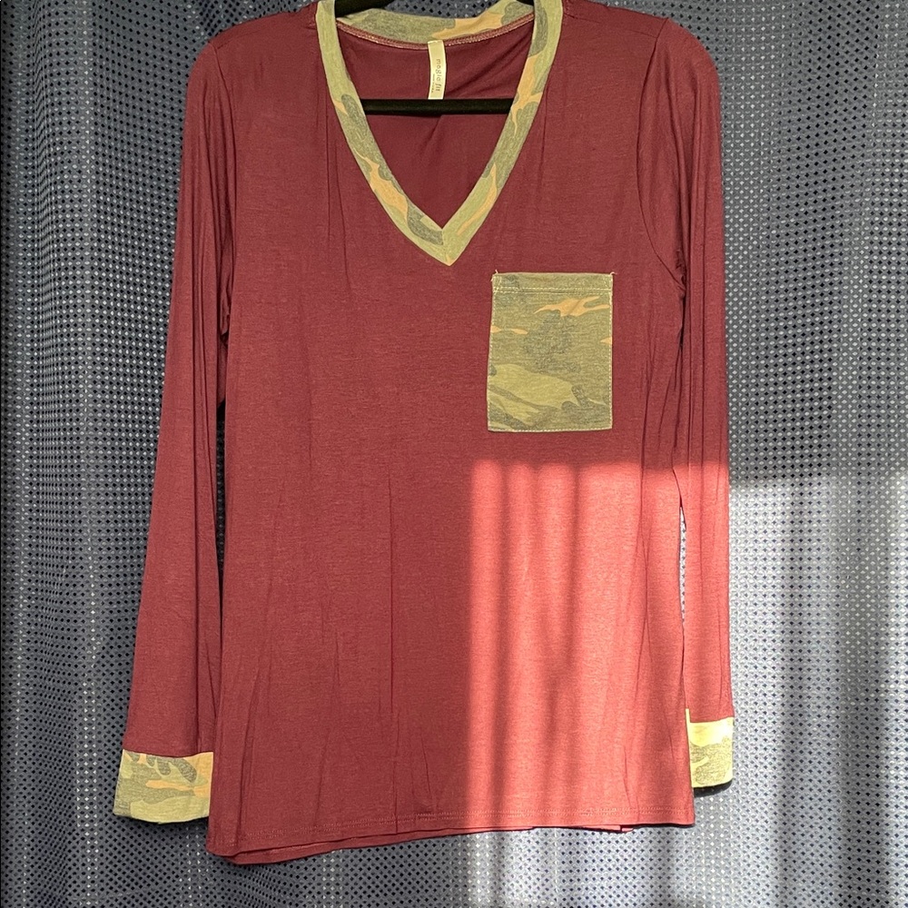 Magic Fit Maroon and Olive Long Sleeve V-Neck Top